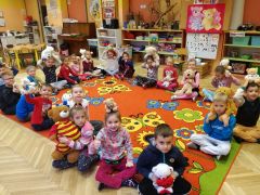 ilustracja do wpisu 
PUCHATKI, KŁAPOUSZKI , MĄDRE SÓWKI - Dzień Pluszowego Misia