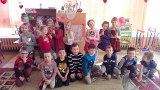 ilustracja do wpisu 
KŁAPOUSZKI - Dzień Kobiet