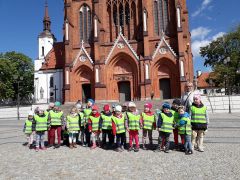 ilustracja do wpisu 
TYGRYSKI - zwiedzają zabytki Białegostoku