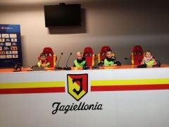 ilustracja do wpisu 
MĄDRE SÓWKI - zwiedzają Stadion Miejski w Białymstoku