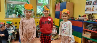 ilustracja do wpisu 
KRÓLICZKI - Na straganie