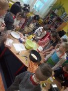 ilustracja do wpisu 
KŁAPOUSZKI - pieką gofry