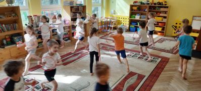 ilustracja do wpisu 
KRÓLICZKI - gimnastyka