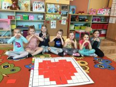 ilustracja do wpisu 
MĄDRE SÓWKI - serduszko dla mamusi