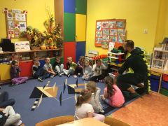 ilustracja do wpisu 
KŁAPOUSZKI - angielski na sportowo