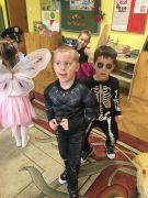 ilustracja do wpisu 
KRÓLICZKI - zabawa z Mikołajem