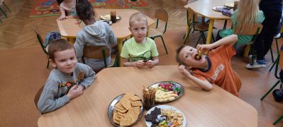 ilustracja do wpisu 
MĄDRE SÓWKI - Dzień Dziecka