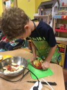 ilustracja do wpisu 
KŁAPOUSZKI - robią sok z jabłek