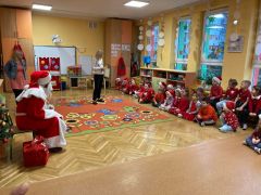 ilustracja do wpisu 
KRÓLICZKI, KŁAPOUSZKI, MĄDRE SÓWKI - Mikołajki