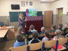 ilustracja do wpisu 
KŁAPOUSZKI - wizyta w szkole