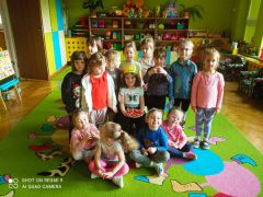 ilustracja do wpisu 
PUCHATKI - urodziny Nikoli i Alicji