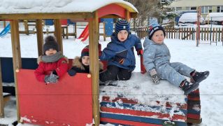 ilustracja do wpisu 
Zimowe zabawy na śniegu