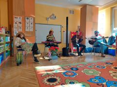 Muzycy w trakcie audycji